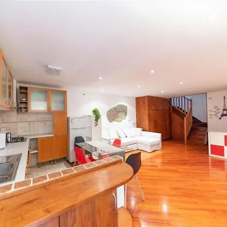 Santa Tecla Apartment Trieste